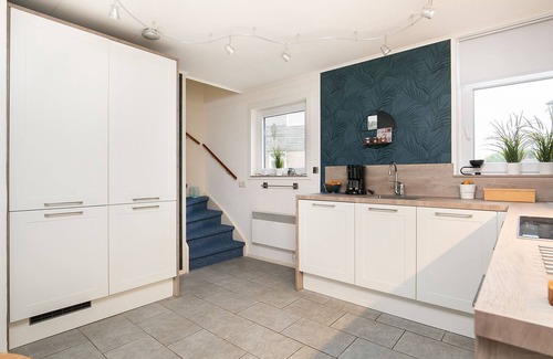 Grou House | Beautiful vacation home on watery recreation park Yn'e Lijte Grou