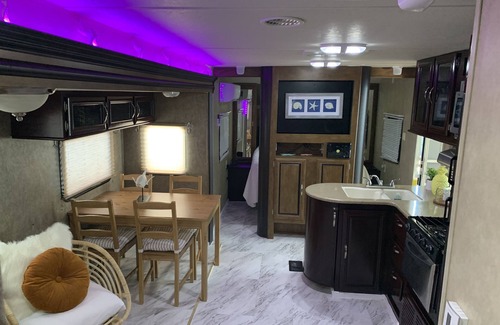 Key Largo Village House | Beautiful vacation mobile home at the Florida keys.