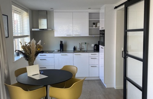 Westkapelle House | Beautiful vacation home in Westkapelle - Creek/center/beach within walking distance