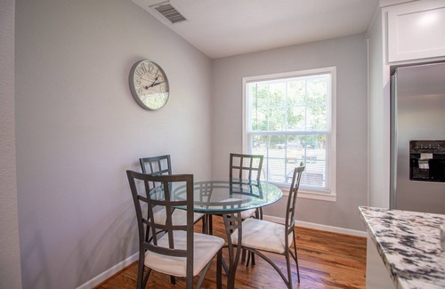 Canton House | Beautiful Vacation/Retreat Home in the Heart of Historical Downtown Canton