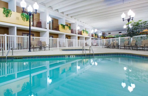 Austin House | Beautiful Vacation Spot for Groups!