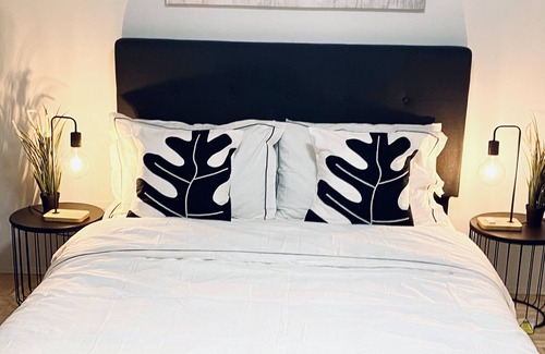 Renfrew-Collingwood House | Beautiful Vancouver Special Home.