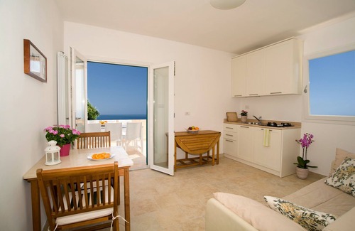 Marina di Novaglie Villa | Beautiful villa with swimming pool and large terraces, for 6 to 8 people