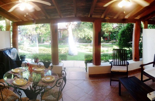 Ixtapa Condo | Beautiful villa with excellent location in complex with 2 pools