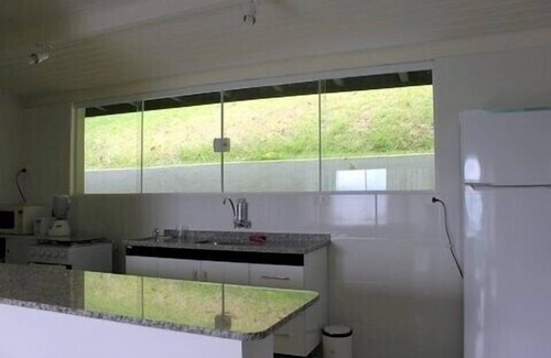 Ilhabela House | BEAUTIFUL VIEW. house for 5 people near village Rented