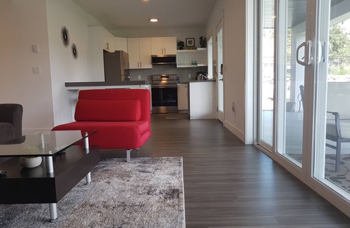 Central Okanagan Apartment | Beautiful view, new clean modern Legal suite.