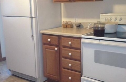 Luna Pier House | Beautiful View Of Lake Erie From Every Room Of The House/Sleeps 8