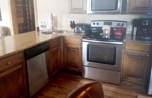 Breckenridge Apartment | Beautiful views of Mt Quandary off private balcony