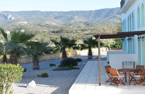 Bahceli Apartment | BEAUTIFUL VIEWS & PEACEFUL MODERN APARTMENT