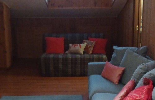 Viggiano House | beautiful VIGGIAN mountain chalet