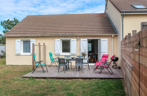 Denneville House | Beautiful villa for 4 people with WIFI, TV, terrace, pets allowed and parking
