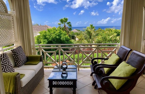 Mount Standfast Villa | Beautiful Villa w Stunning Sea View. Two pools, floodlit tennis, gym.