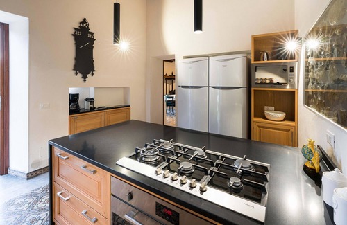Buseto Palizzolo Villa | Beautiful villa with pool and Jacuzzi, 16 people