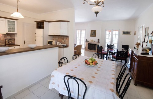 Kalligoni Villa | Beautiful villa 2km from Lefkas downtown