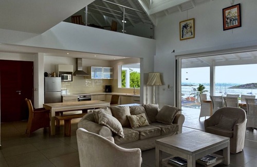 Cul de Sac Villa | Beautiful Villa - 4 bedrooms - infinite pool and ocean view