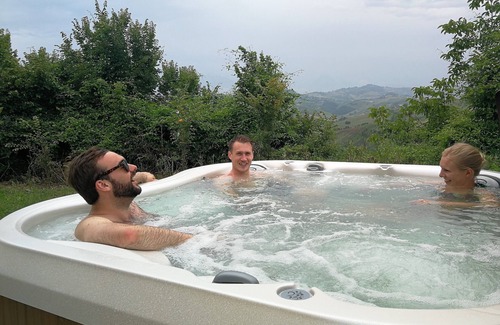 Marciano Villa | Beautiful villa and spa pool close to the sea with spectacular views. Free WiFi