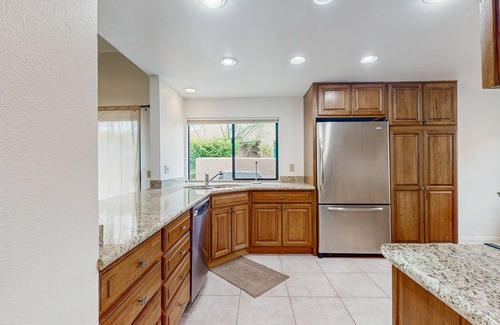 Palm Desert Condo | Beautiful Villa at Ironwood Country Club w/Shared Pool & Spa - near Golf Course