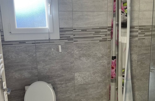 Omessa Apartment | Beautiful villa close to hiking trails.