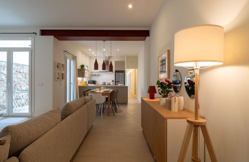 Malgrat de Mar House | Beautiful villa for 7 guests with WIFI, private pool, A/C, TV, patio and parking