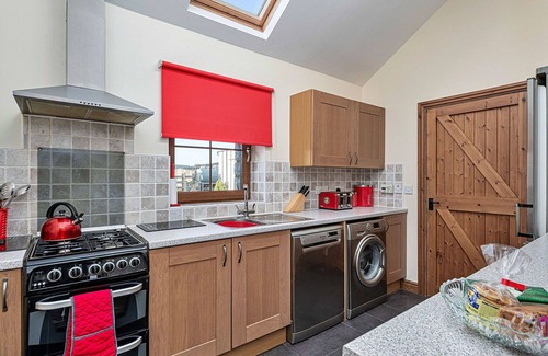 Glandyfi House | Beautiful villa for 6 guests with WIFI, TV, terrace and pets allowed