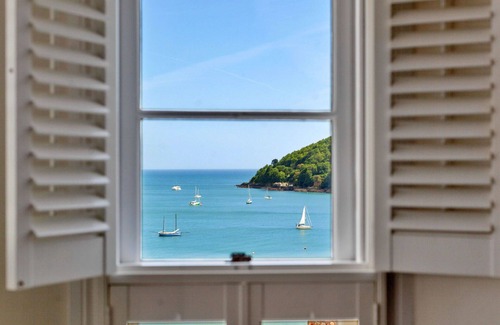 Kingsand House | Beautiful villa for 12 guests with WIFI, TV and pets allowed