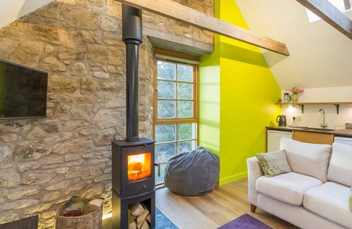Balerno House | Beautiful villa for 4 people with TV and parking