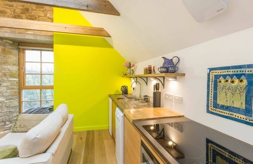 Balerno House | Beautiful villa for 4 people with TV and parking