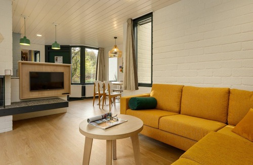 Grote-Brogel House | Beautiful villa for 4 guests with WIFI, pool, TV, terrace and parking