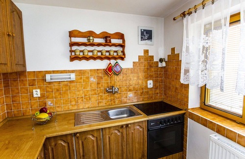 Tatobity House | Beautiful villa for 6 guests with WIFI, TV, patio and parking