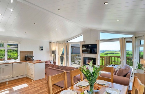 Saint John House | Beautiful villa for 6 people with pool, WIFI, hot tub, terrace and pets allowed