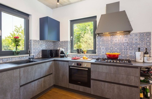 Vrznaveri House | Beautiful villa for 6 people with A/C, private pool, WIFI, TV, terrace, pets allowed and parking