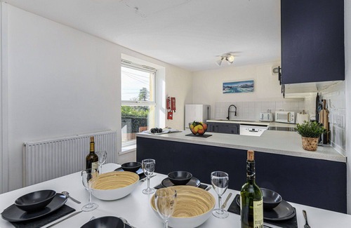 Rhiwbryfdir House | Beautiful villa for 6 people with WIFI, terrace, pets allowed and parking