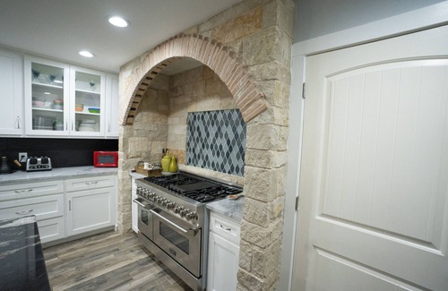 Buda Villa | Beautiful villa, great for entertaining or just relaxing with family.