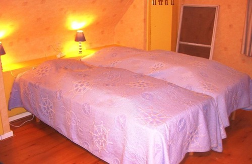 Oostduinkerke-Bad Villa | Beautiful villa in a quiet environment close to the beach