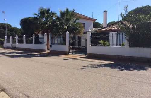 El Portil Villa | Beautiful villa in El Portil, Costa de la Luz, with pool, 900 m to the beach