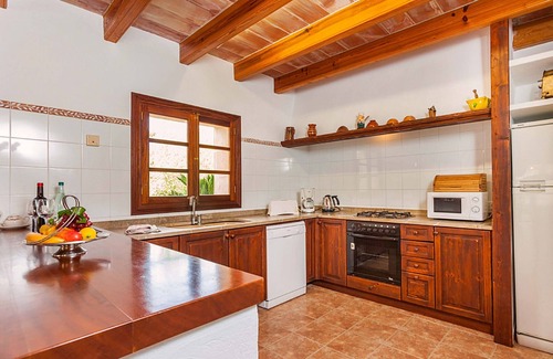 Pollensa Villa | Beautiful villa in the Pollensa countryside with private pool and bbq.
