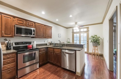 Bel Air Villa | Beautiful Villa in the Heart of Historic Downtown Bel Air! villa