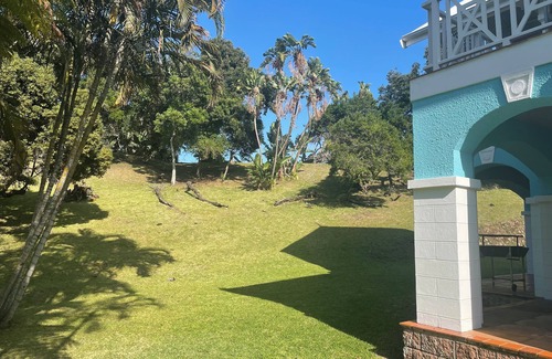 Port Edward House | Beautiful villa in tranquil reservation area close to the beach