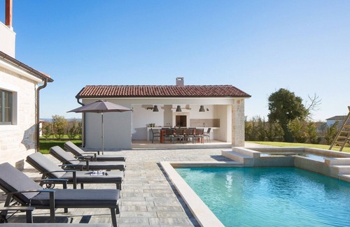 Divsici Villa | Beautiful Villa Korat, in Istria, with a Pool
