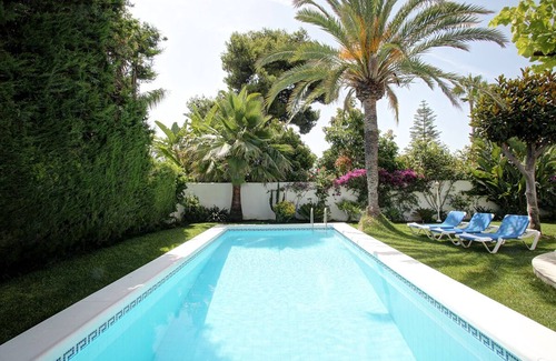 San Pedro de Alcantara Villa | Beautiful Villa La Caracola with Private heated Swimming Pool and Jacuzzi