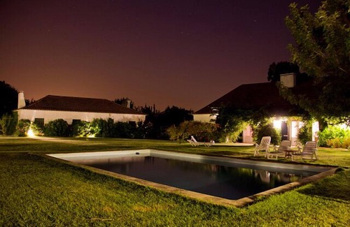 Almeirim Cottage | Beautiful Villa on a Farm with Private Pool