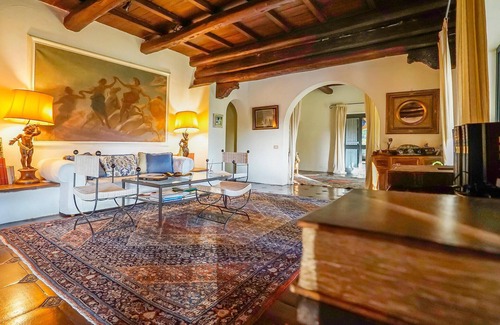 SantʼOreste House | Beautiful villa on a hill surrounded by a forest of oaks and olive trees.