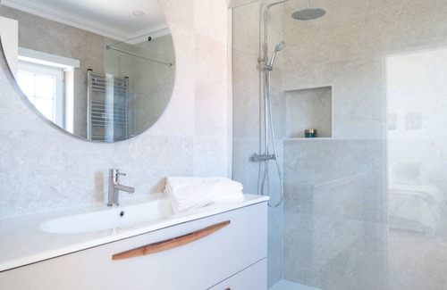 Praia del Rei Villa | Beautiful villa renovated Spring 2024 situated on top Portuguese resort
