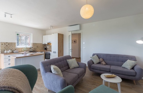 Baredine Villa | Beautiful Villa Skarline with outdoor pool in Buje