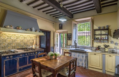 Altopascio Villa | Beautiful villa with swimming pool and air conditioning, near Lucca