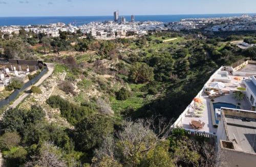 St. Andrew's Apartment | Beautiful Villa with Breathtaking Views in Swieqi by 360 Estates