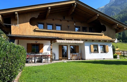 Buchau House | Beautiful villa with lake view, only a few minutes away from Lake Achensee.