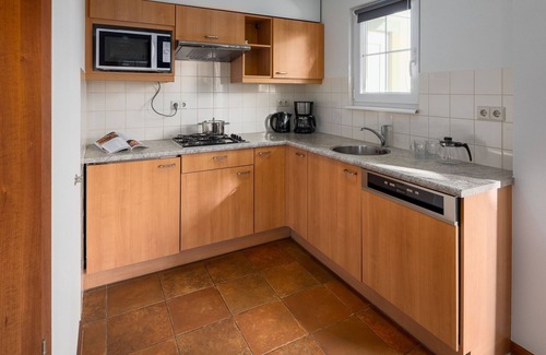 Ediger House | Beautiful Villa with Swimming Pool