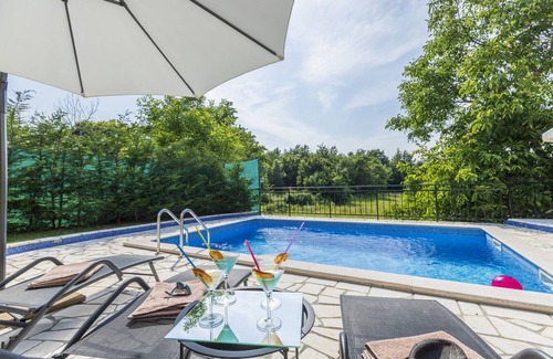 Karojba House | Beautiful villa with swimming pool, grill, free WiFi, washing machine