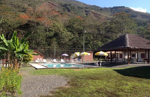 Coroico Cabin | Beautiful Village Cabins